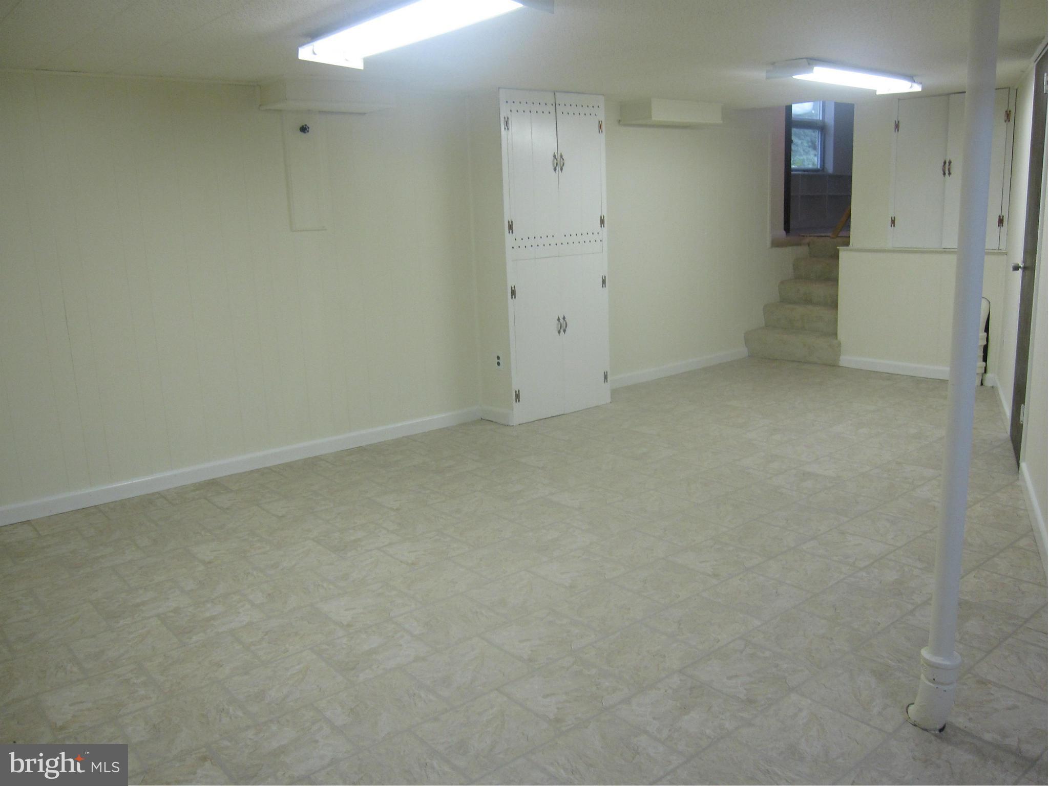 6653 Old Chesterbrook Road McLean, VA 22101 - Photo 25 of 30 Recreation Room showing stairs to Family Room