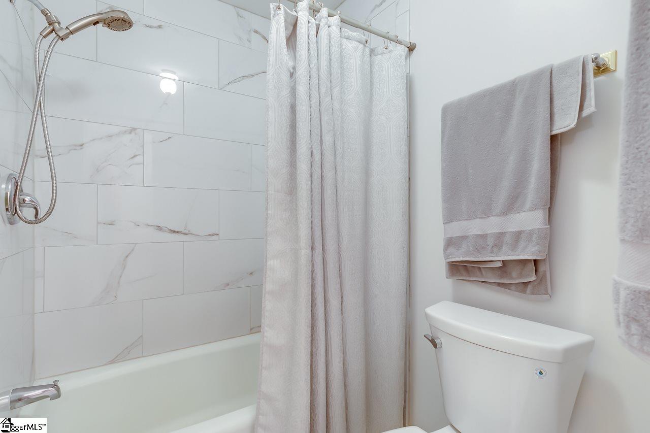 803 Edwards Road, Unit 16 Greenville, SC 29615 - Photo 18 of 25 Gallery Image 18