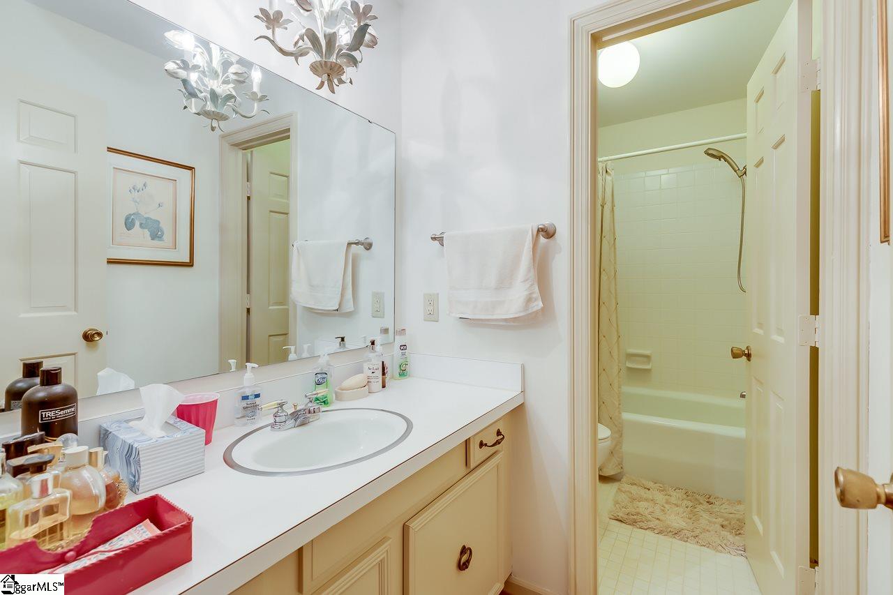 803 Edwards Road, Unit 16 Greenville, SC 29615 - Photo 22 of 25 Gallery Image 22