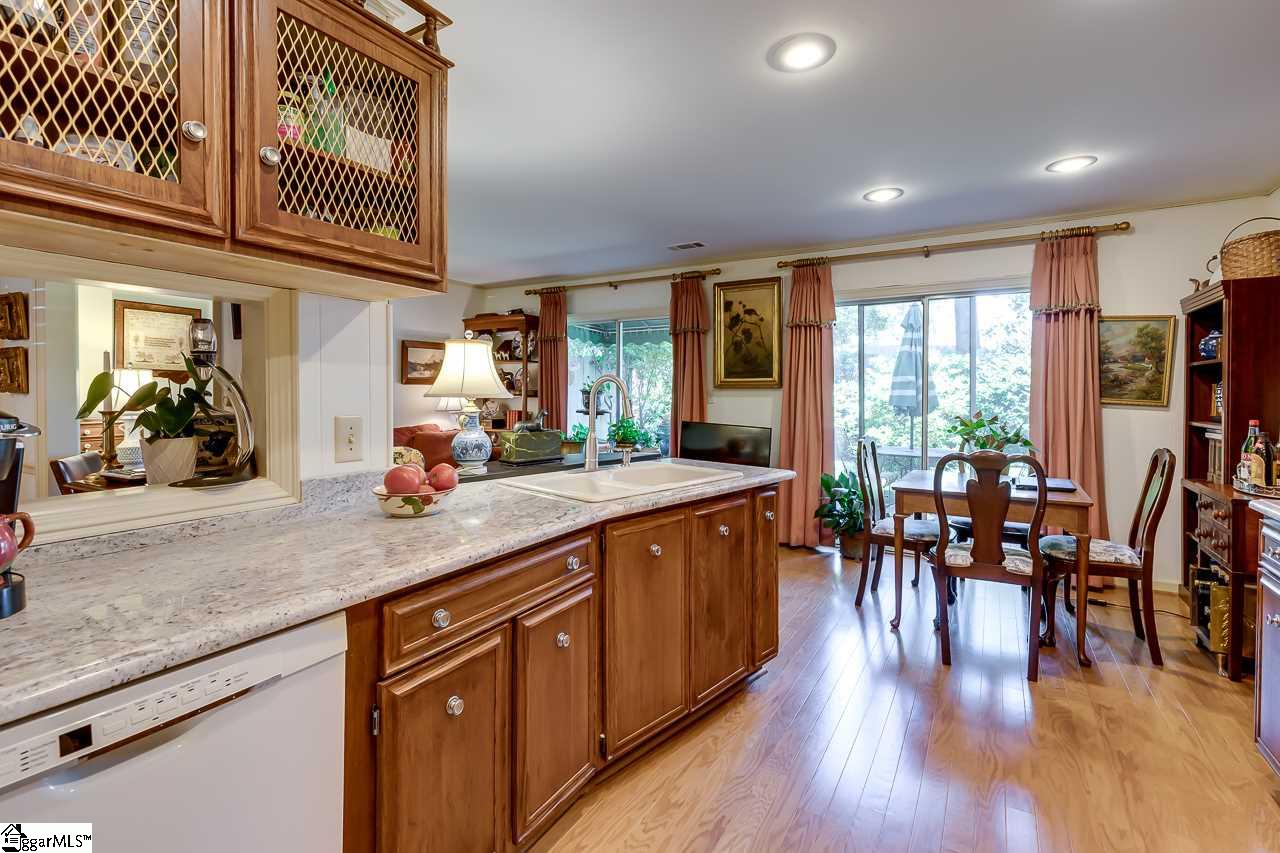 803 Edwards Road, Unit 16 Greenville, SC 29615 - Photo 4 of 25 Gallery Image 4