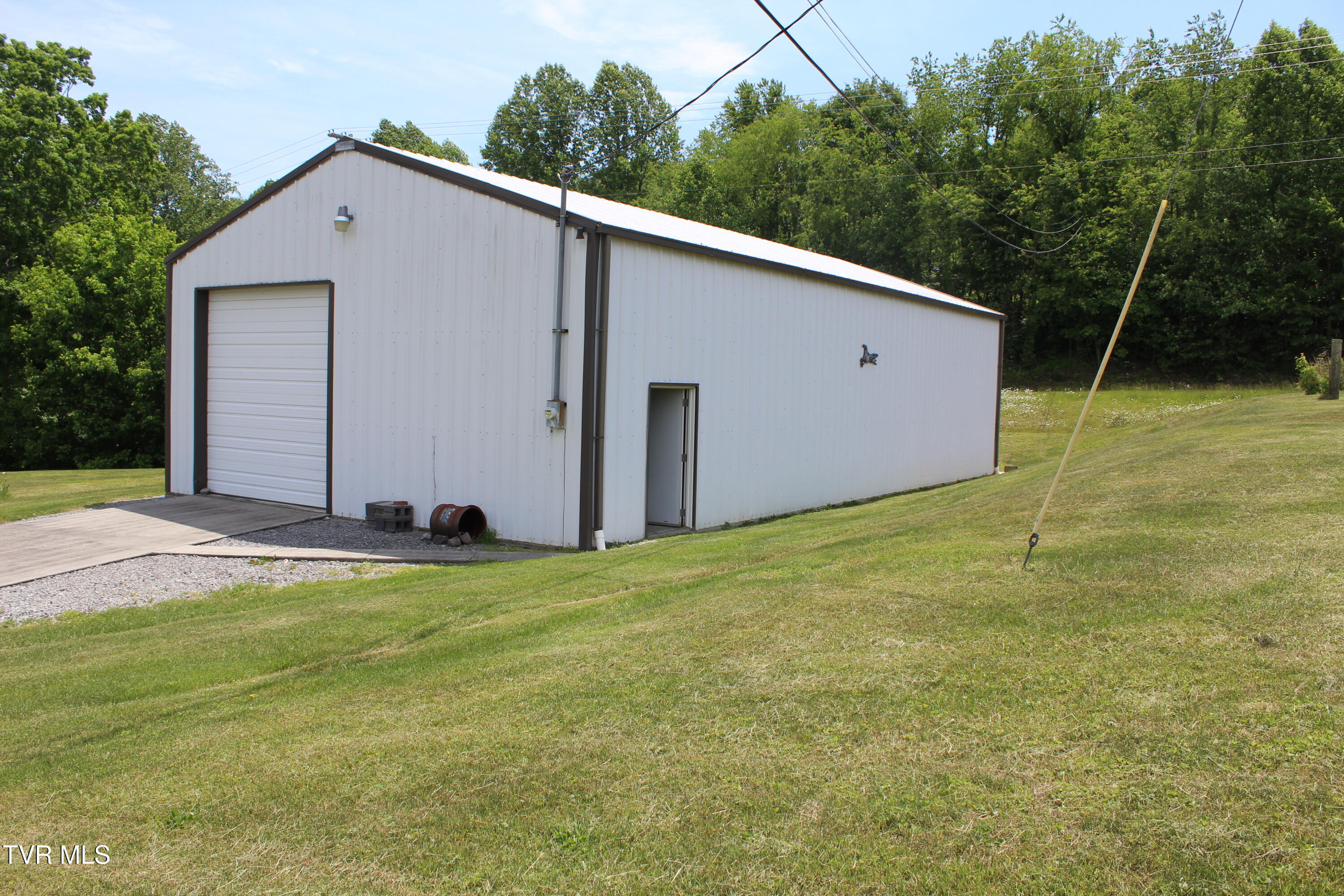 363 Sugar Run Road Jonesville, VA 24263 - Photo 43 of 48 IMG_6835