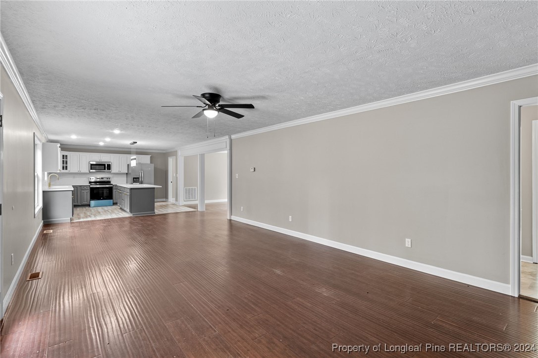7750 Overhills Road Spring Lake, NC 28390 - Photo 8 of 49 Gallery Image 8