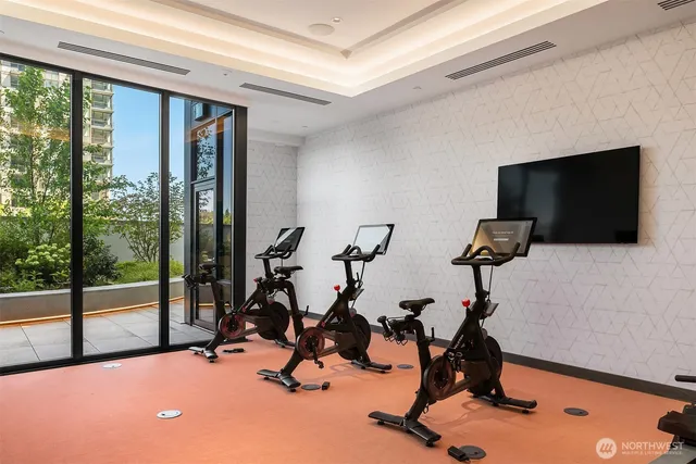 $1,470,000 | 889 Avenue Square Northeast, Unit 504, Bellevue, WA 98004