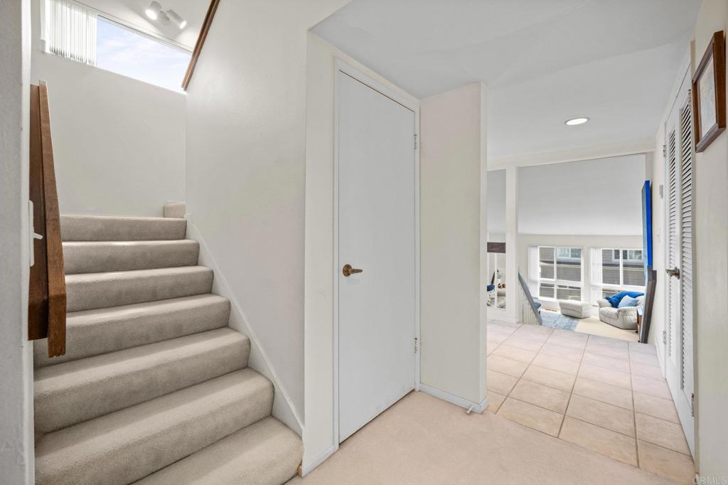 1876 Haymarket Road Encinitas, CA 92024 - Photo 19 of 43 a view of entryway with livingroom