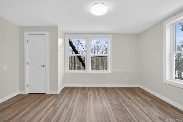 $1,300 | 303 Main Street, Unit 2L, Hurleyville, NY 12747