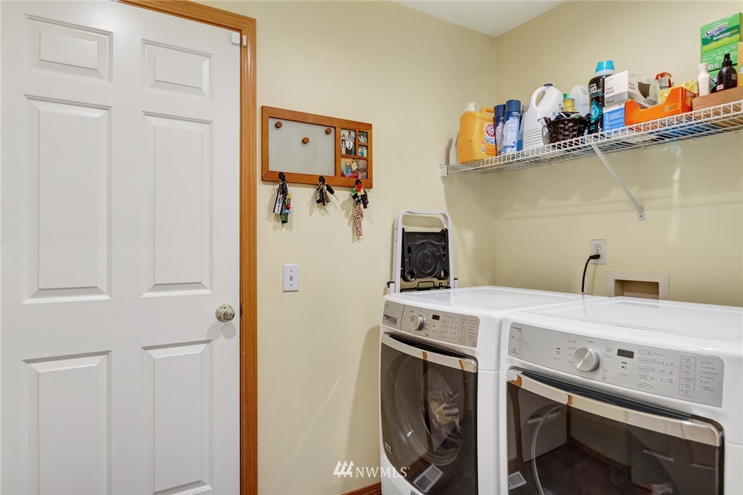19128 30th Drive Southeast Bothell, WA 98012 - Photo 15 of 29 Gallery Image 15