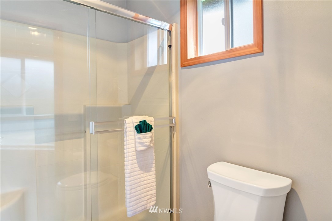 19128 30th Drive Southeast Bothell, WA 98012 - Photo 19 of 29 Gallery Image 19