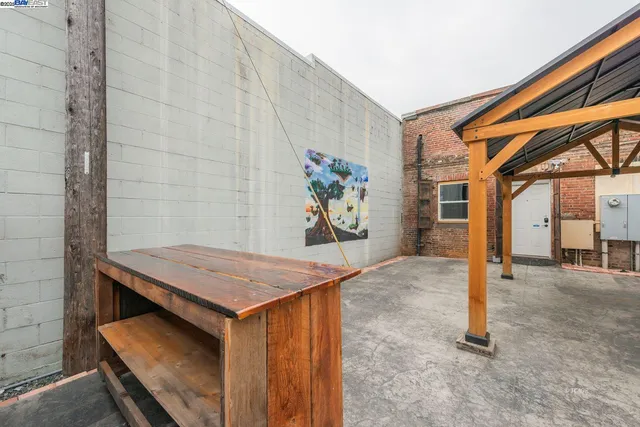 $299,000 | 515 Main Street, Weaverville, CA 96093