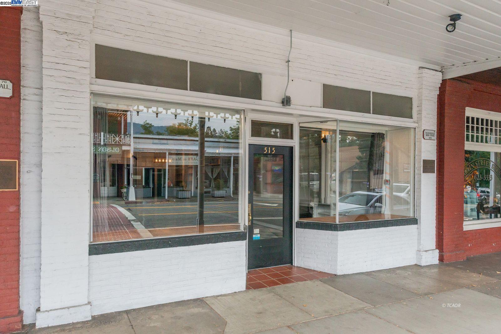515 Main Street Weaverville, CA 96093 - Photo 31 of 36 a view of building with door
