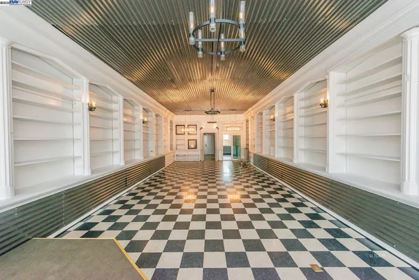 $299,000 | 515 Main Street, Weaverville, CA 96093