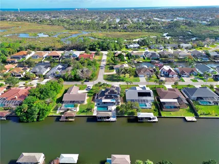 $1,100,000 | 17 Coleridge Court, Palm Coast, FL 32137