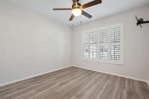 $2,400 | 11118 3rd Avenue East, Bradenton, FL 34212