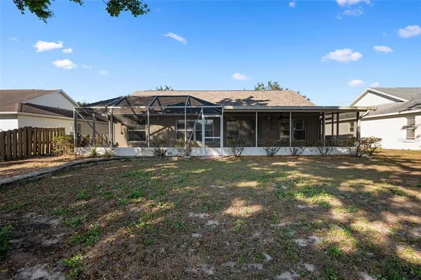 $2,400 | 11118 3rd Avenue East, Bradenton, FL 34212