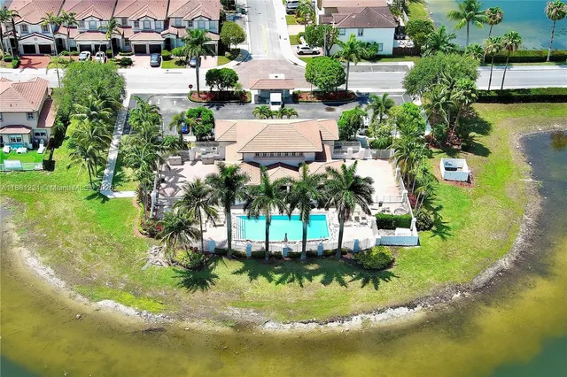 $1,180,000 | 11257 Northwest 78th Street, Doral, FL 33178