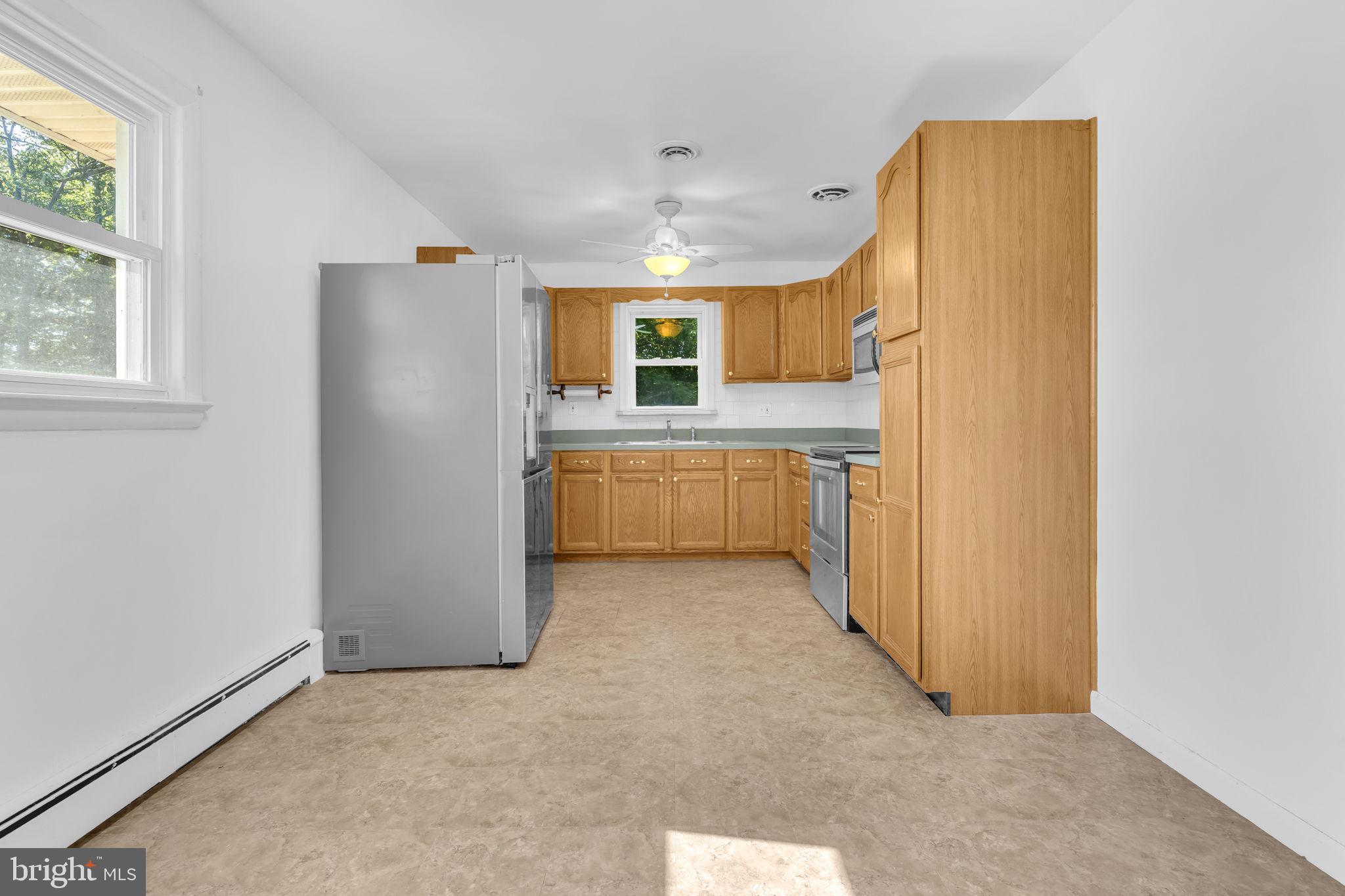 16500 Baden Naylor Road Brandywine, MD 20613 - Photo 12 of 37