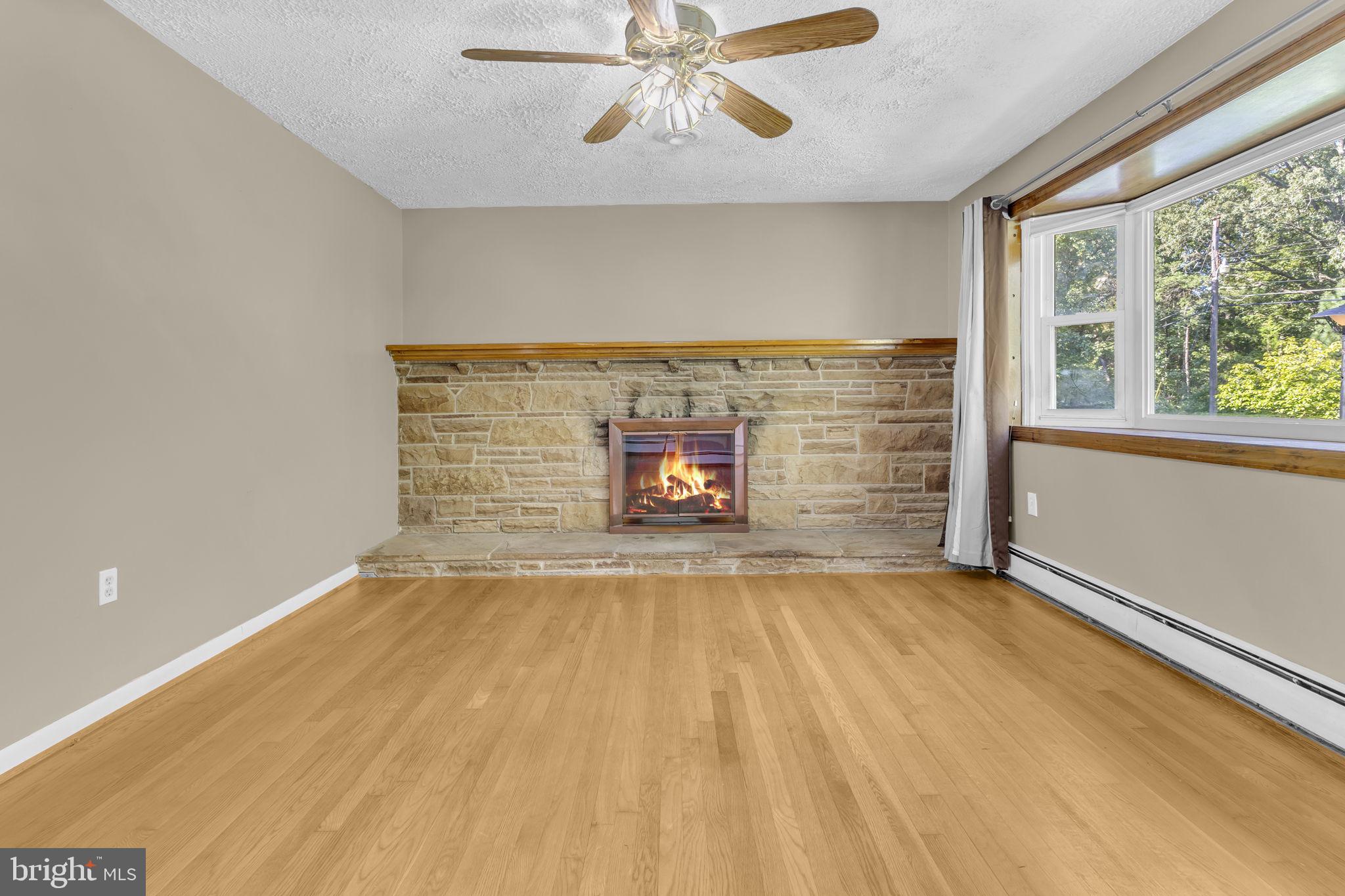 16500 Baden Naylor Road Brandywine, MD 20613 - Photo 7 of 37 a view of an empty room and window