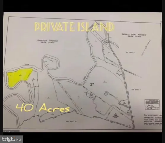 a view of a swimming pool