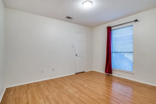 $2,100 | 132 Magnolia Lane, Rockwall, TX 75032