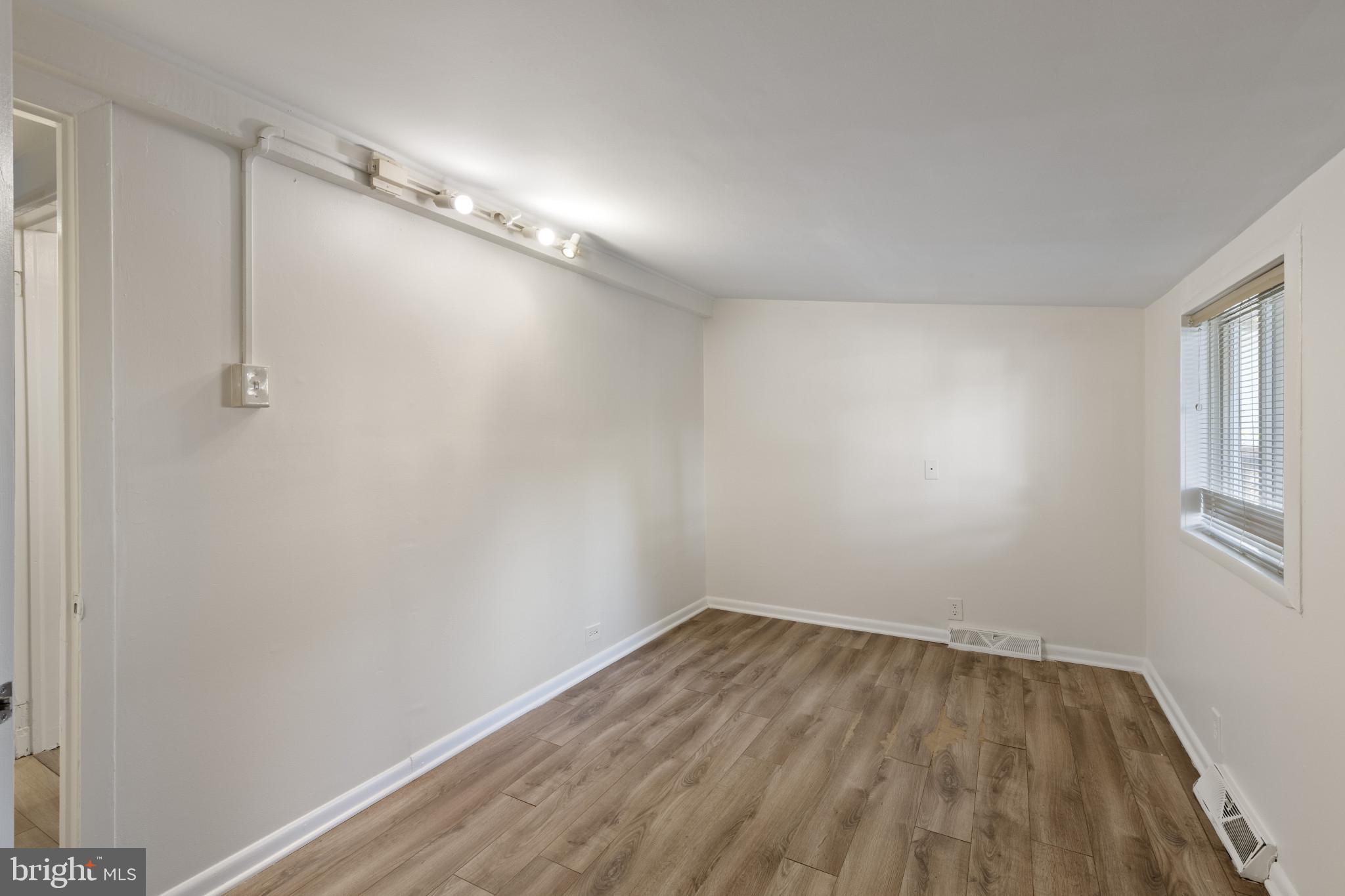 1608 Oldtown Road Edgewater, MD 21037 - Photo 29 of 38 Bedroom #4