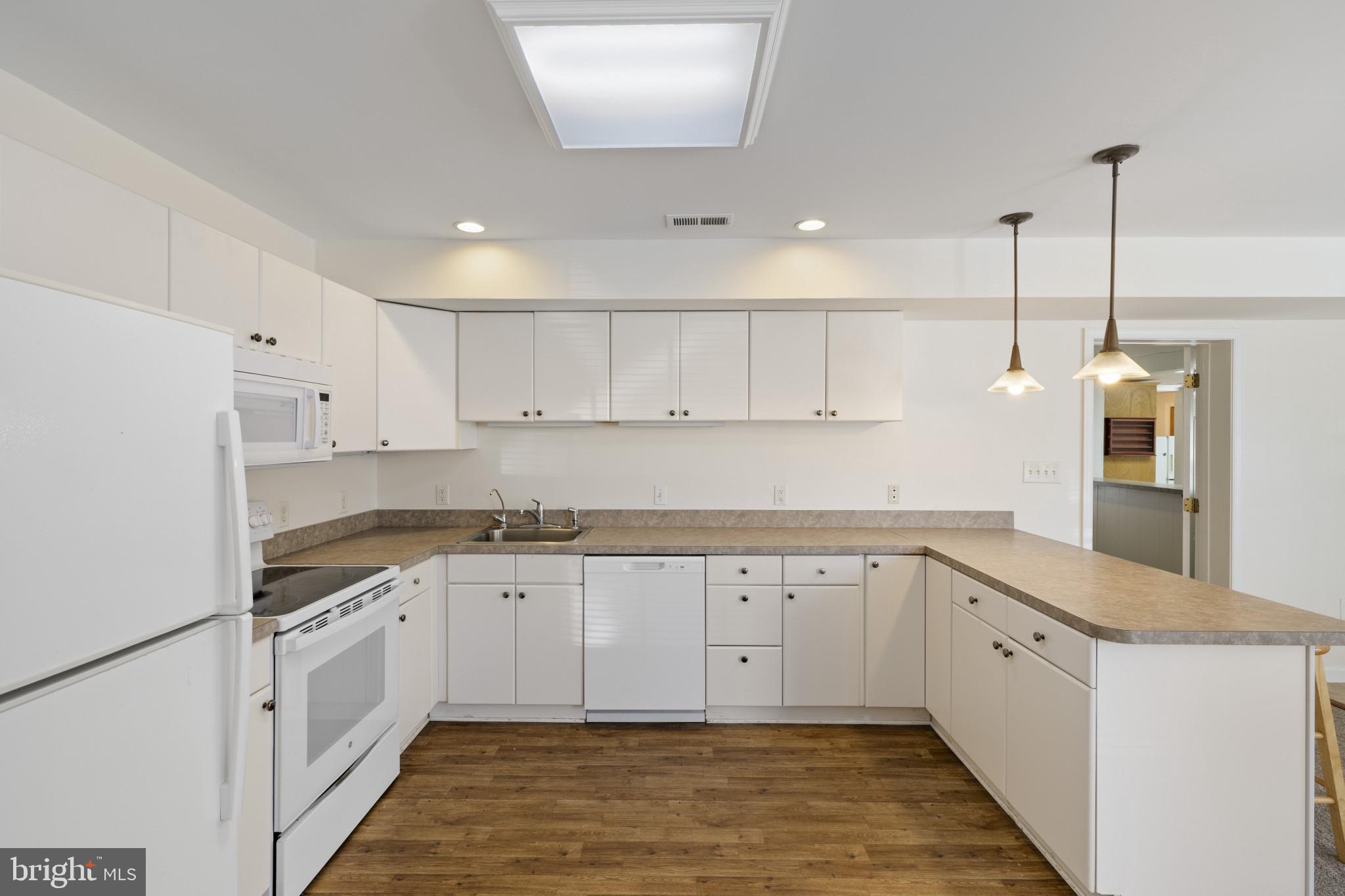 1608 Oldtown Road Edgewater, MD 21037 - Photo 8 of 38 Kitchen #1