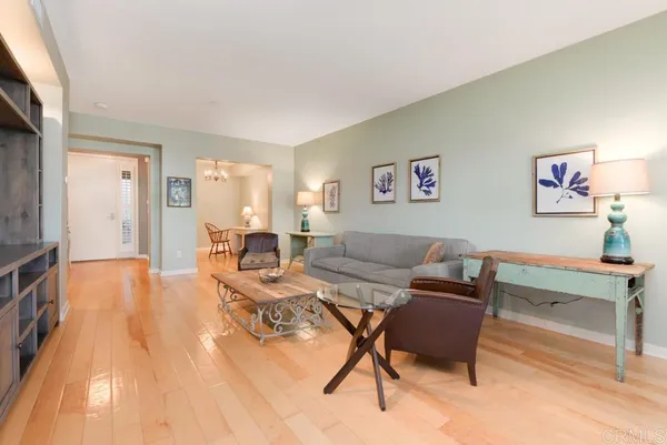 $4,995 | 5410 La Jolla Boulevard, Unit A105, La Jolla, CA 92037