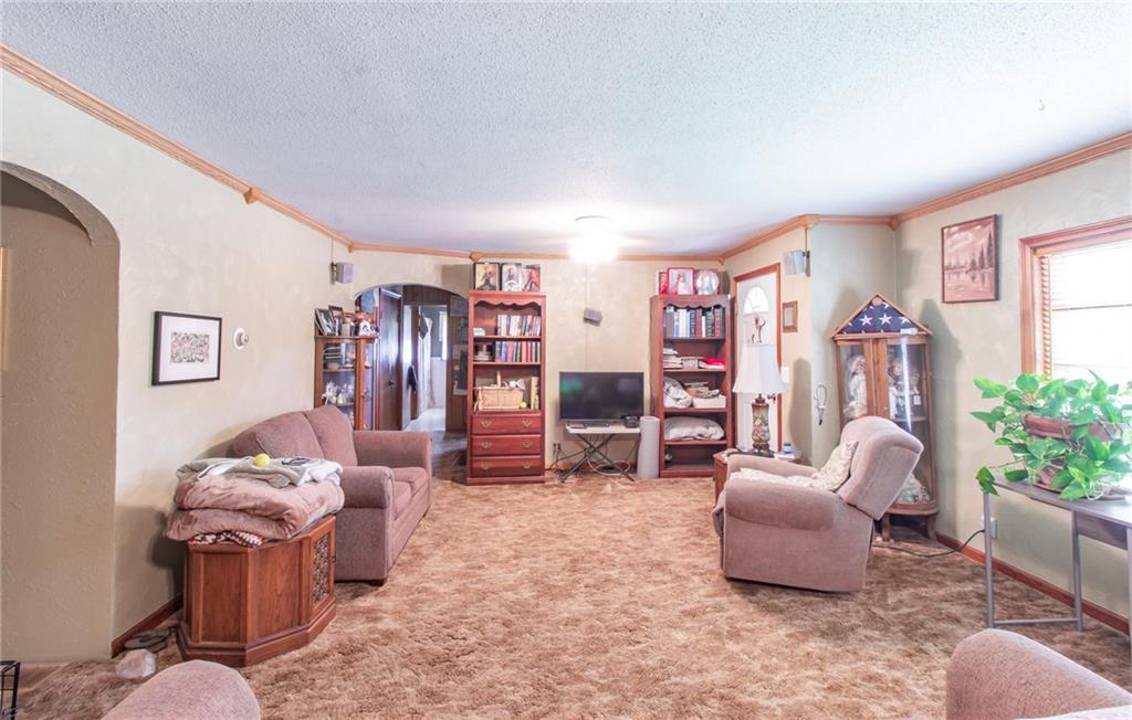 209 West Hale Lake Road Warrensburg, MO 64093 - Photo 8 of 30