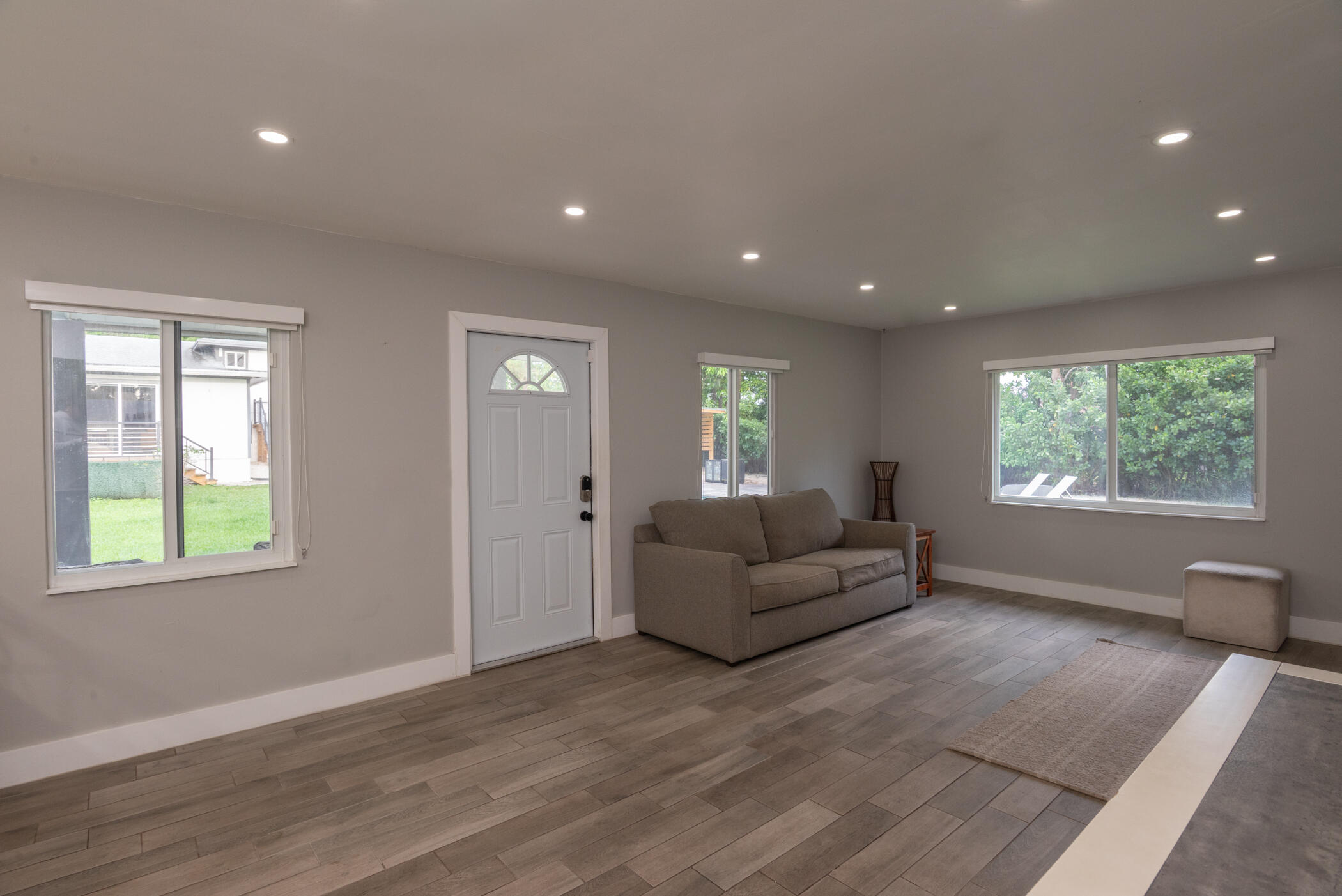 13487 Barwick Road, Unit B Delray Beach, FL 33445 - Photo 4 of 26 © Clark-13487 Barwick Road-066