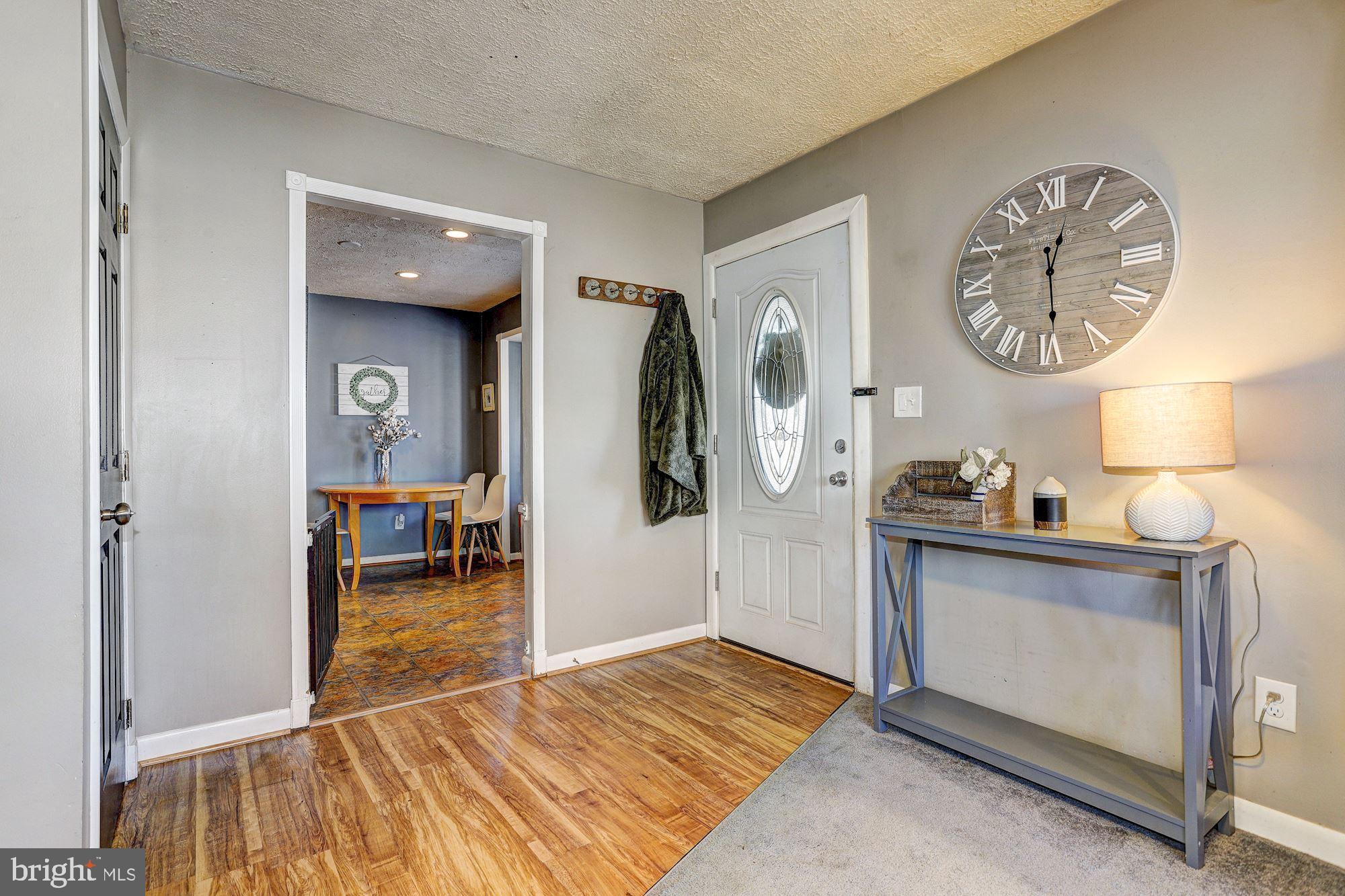 223 Dunlap Road Pasadena, MD 21122 - Photo 2 of 30 Foyer