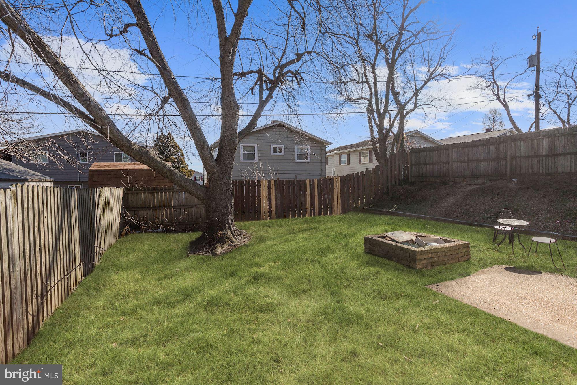 223 Dunlap Road Pasadena, MD 21122 - Photo 24 of 30 Privacy Fenced Backyard