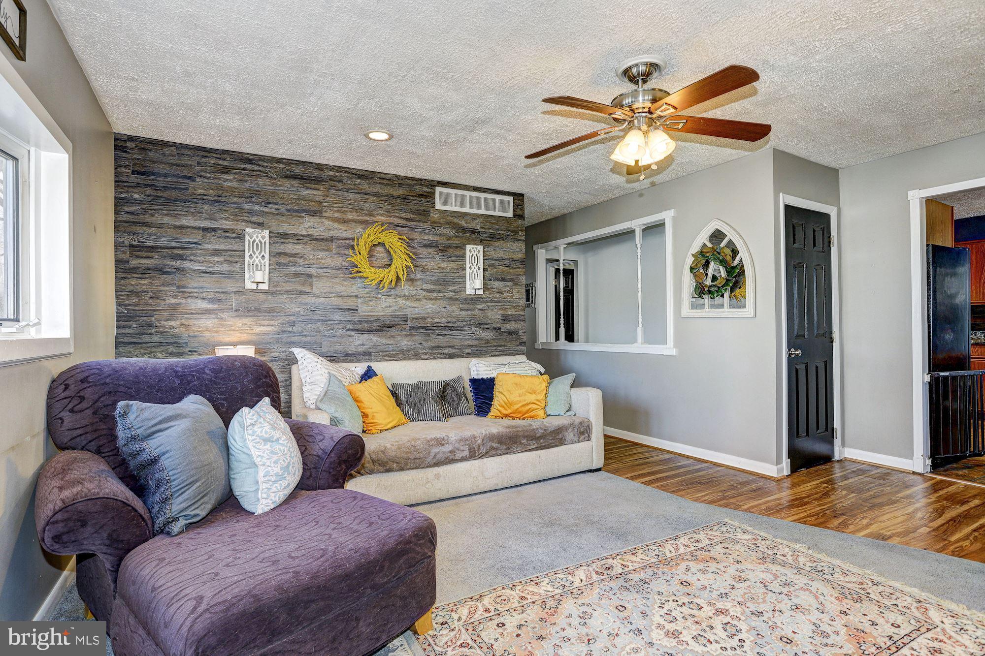 223 Dunlap Road Pasadena, MD 21122 - Photo 6 of 30 Living Room