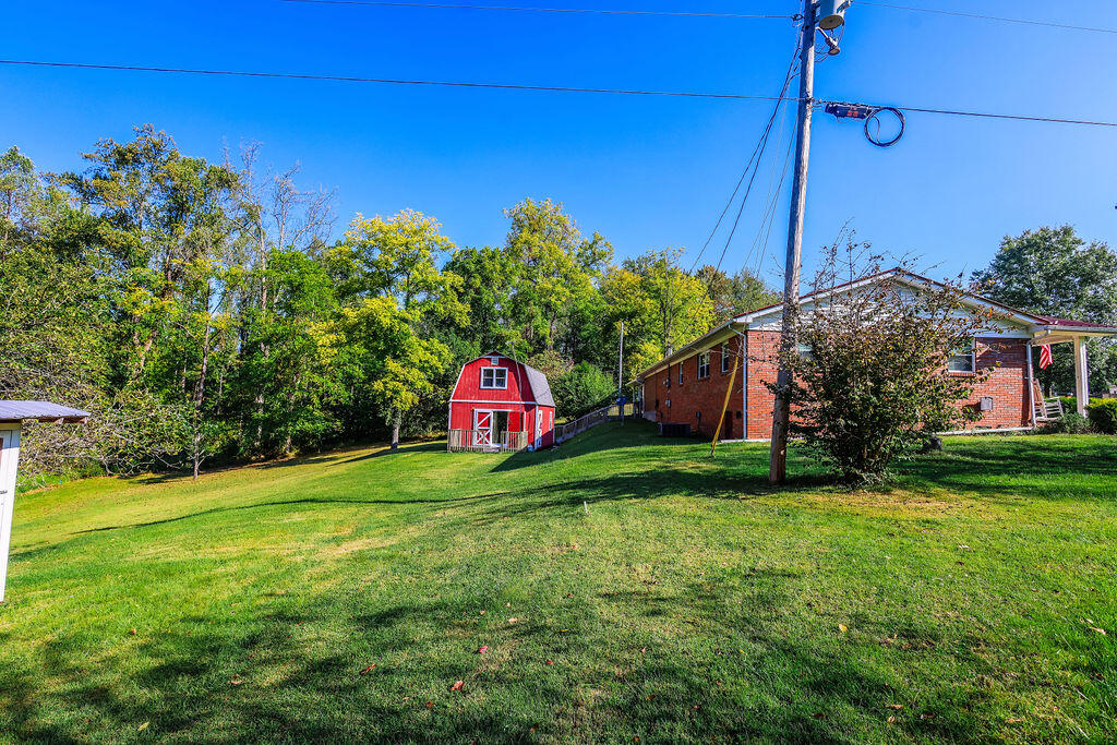 121 Allen Cope Road Frenchburg, KY 40322 - Photo 8 of 73 menifee(55)