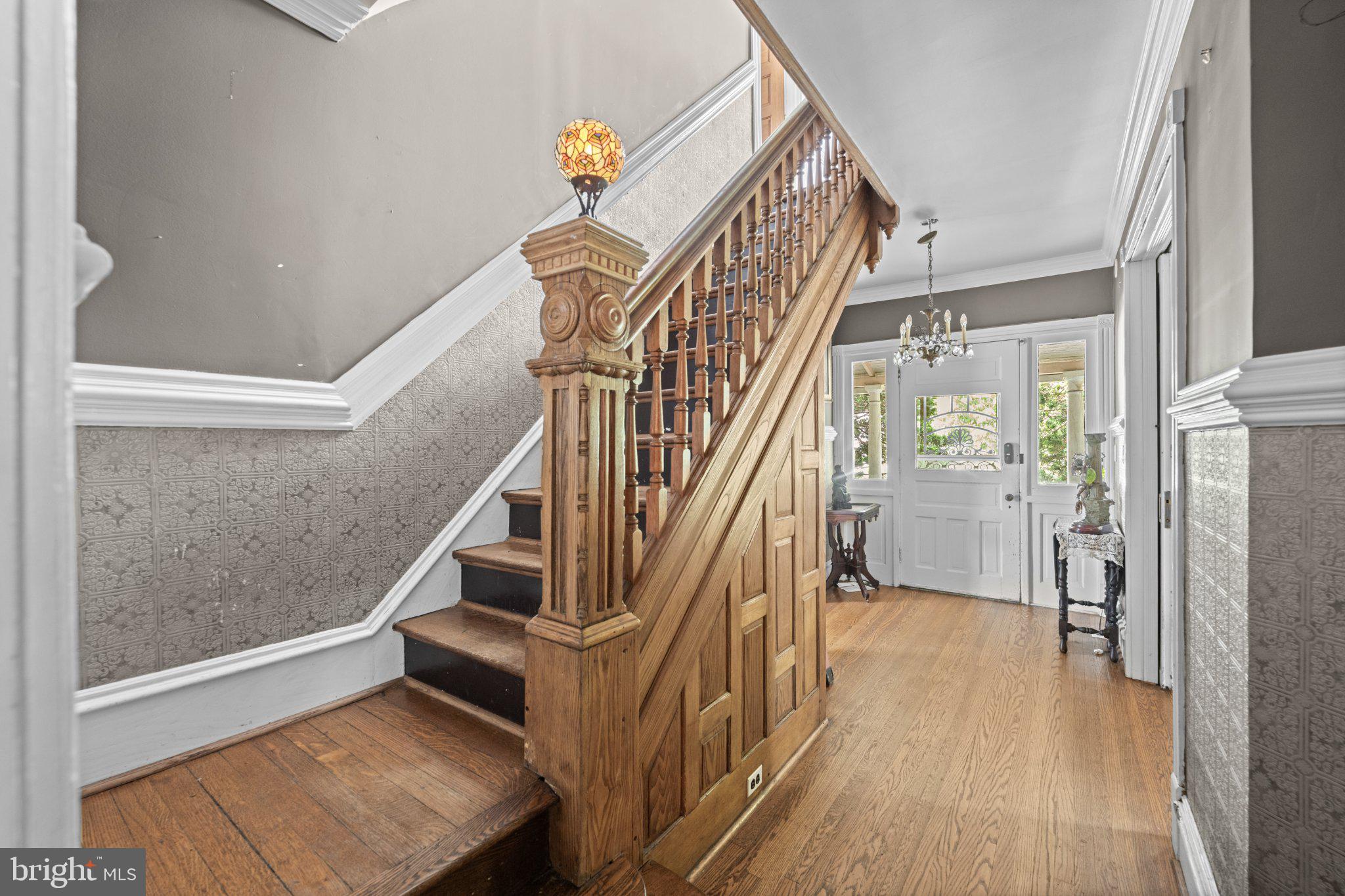 100 West Ridley Avenue Ridley Park, PA 19078 - Photo 3 of 55 Beautiful Newel Post