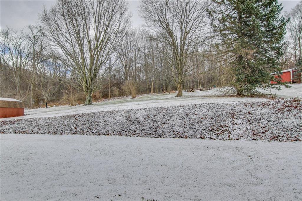 672 Center Road Pittsburgh, PA 15239 - Photo 24 of 25 Expansive backyard