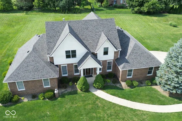 $960,000 | 3268 West Hawthorne Drive West, Carmel, IN 46033