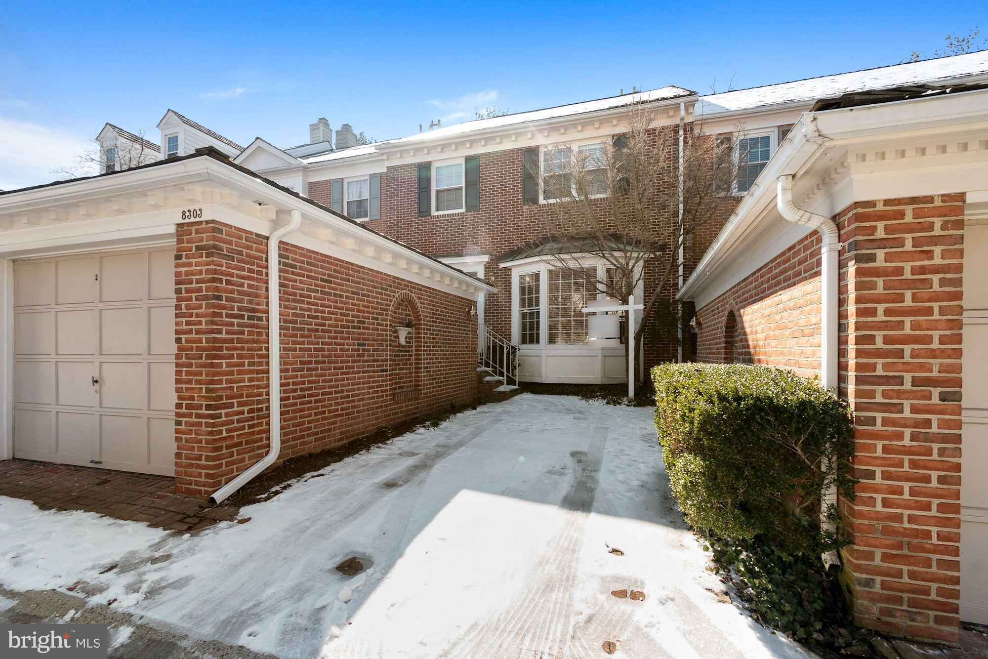 8303 Rising Ridge Way Bethesda, MD 20817 - Photo 3 of 31