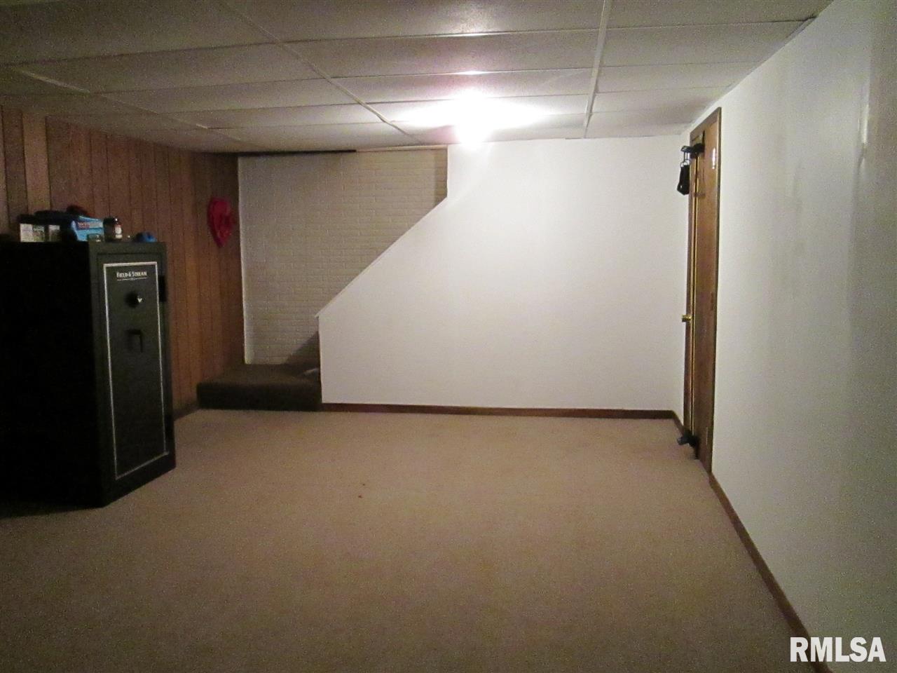317 Valley Ridge Court Blue Grass, IA 52726 - Photo 18 of 20 Gallery Image 18