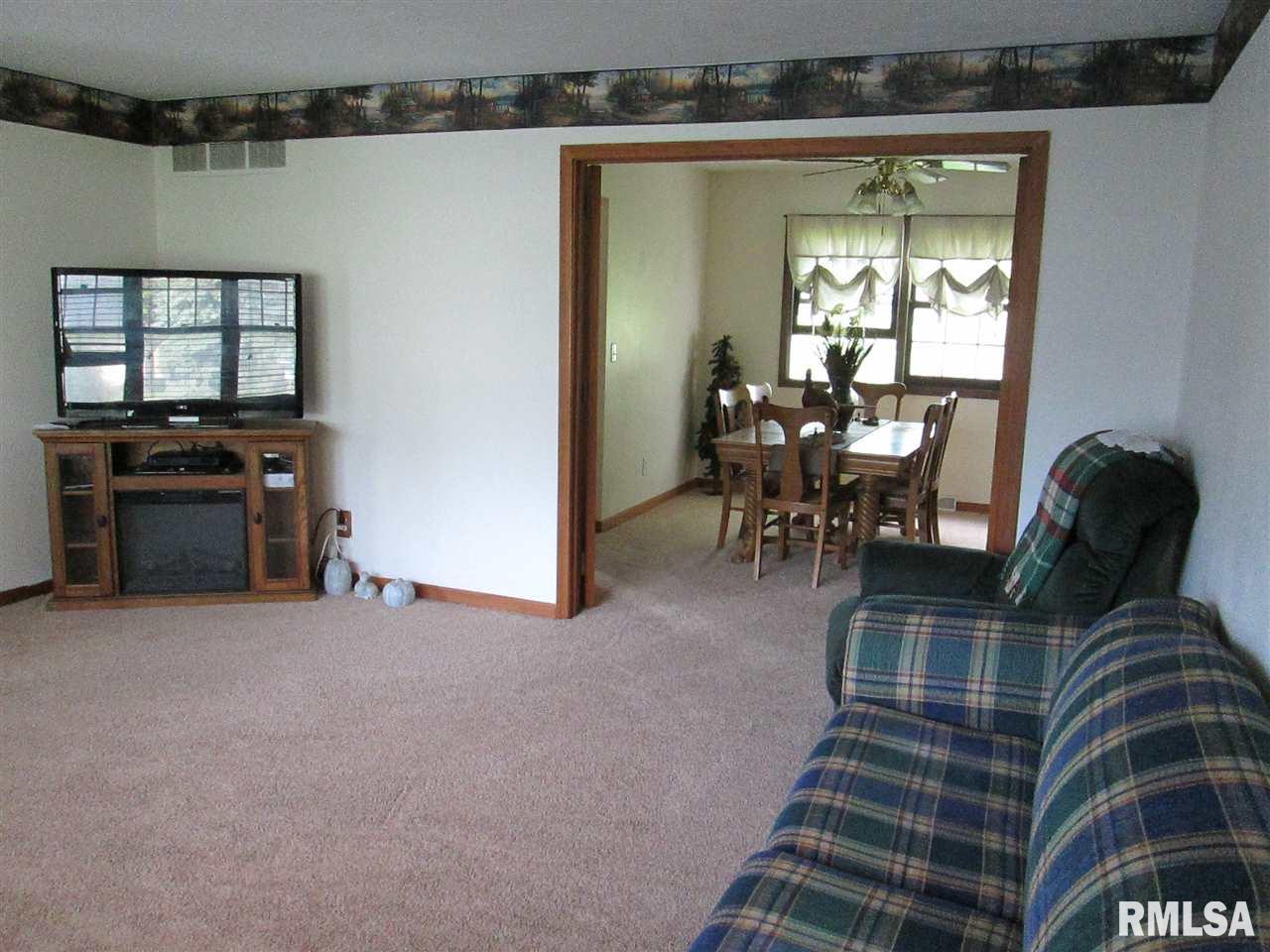 317 Valley Ridge Court Blue Grass, IA 52726 - Photo 4 of 20 Gallery Image 4