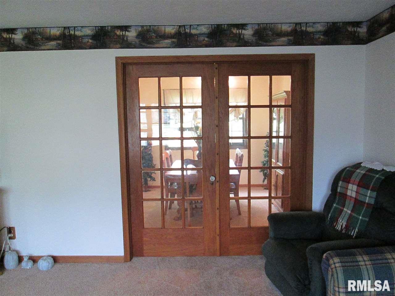 317 Valley Ridge Court Blue Grass, IA 52726 - Photo 5 of 20 Gallery Image 5