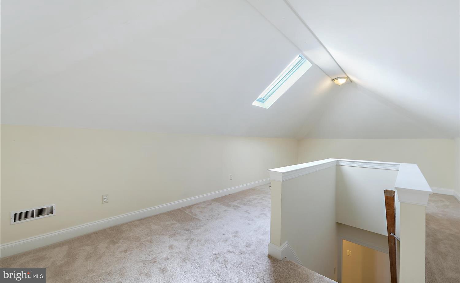 9 Courtleigh Place Reading, PA 19606 - Photo 28 of 35 3rd Floor Bonus Room