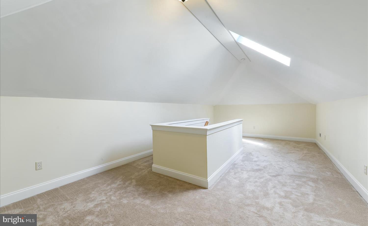 9 Courtleigh Place Reading, PA 19606 - Photo 29 of 35 3rd Floor Bonus Room