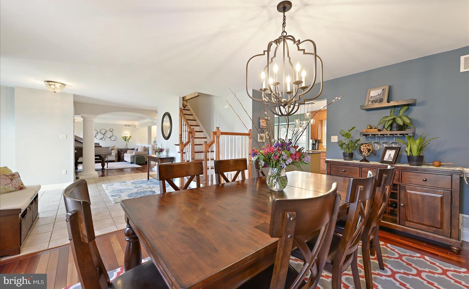9 Courtleigh Place Reading, PA 19606 - Photo 5 of 35 Formal Dining Room
