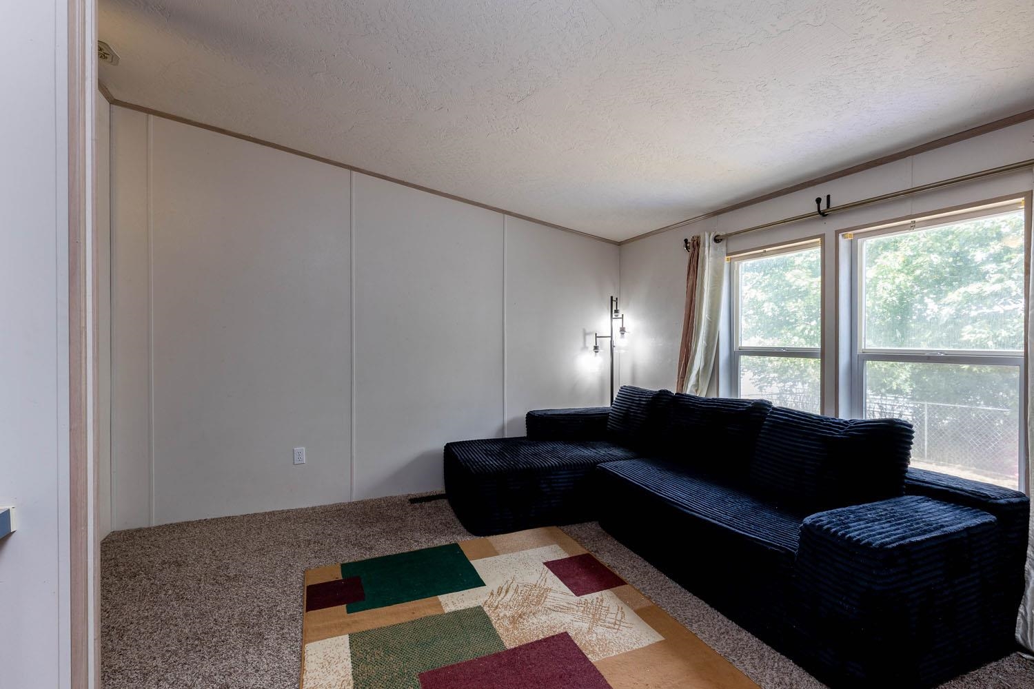 3920 East Center Road, Unit 20 Mead, WA 99021 - Photo 4 of 21