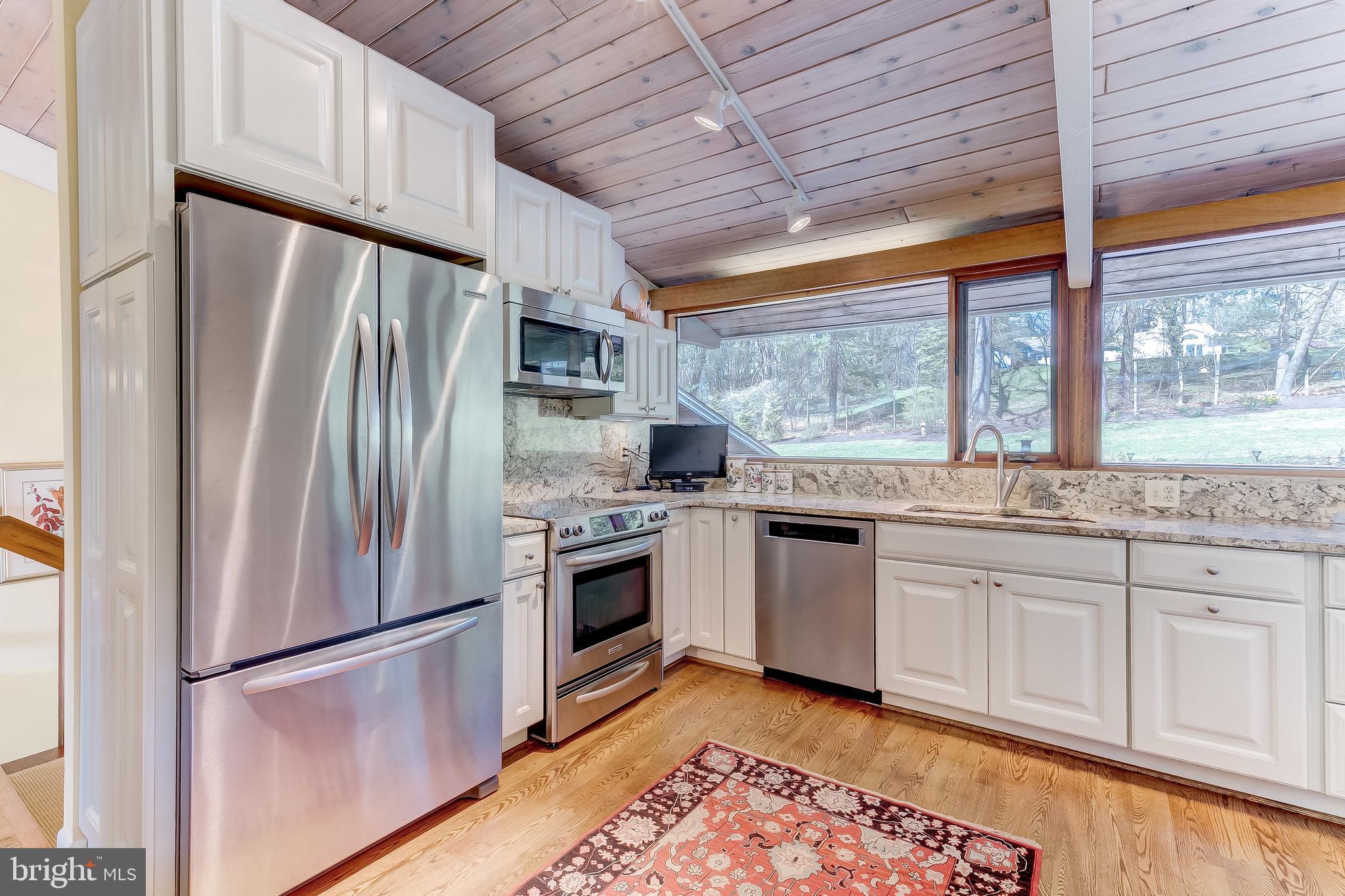 10836 Stevenson Road Stevenson, MD 21153 - Photo 8 of 29 Kitchen