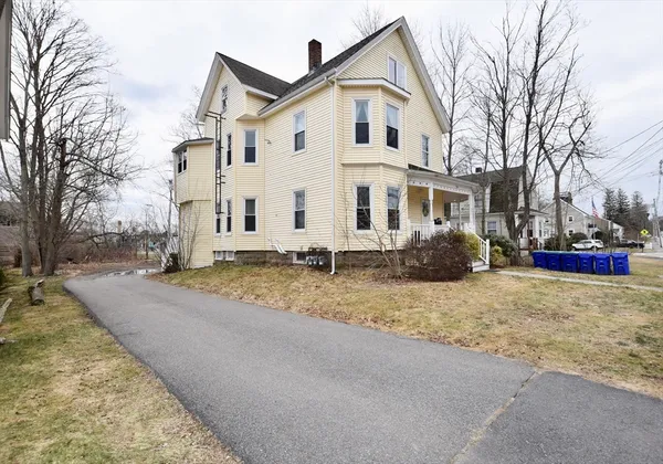 $1,700 | 198 Reed Street, Unit 1983, Rockland, MA 02370