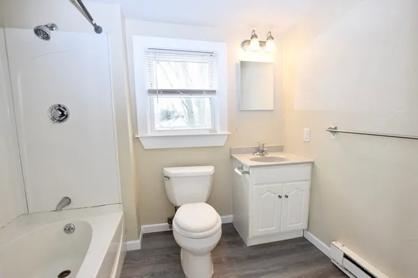 $1,700 | 198 Reed Street, Unit 1983, Rockland, MA 02370