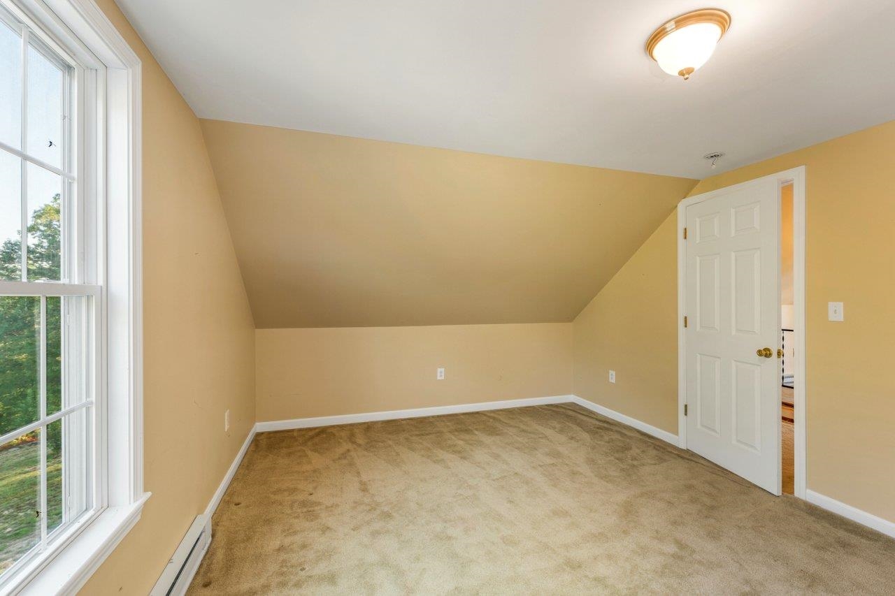 142 Snow Road Effingham, NH 03882 - Photo 26 of 50