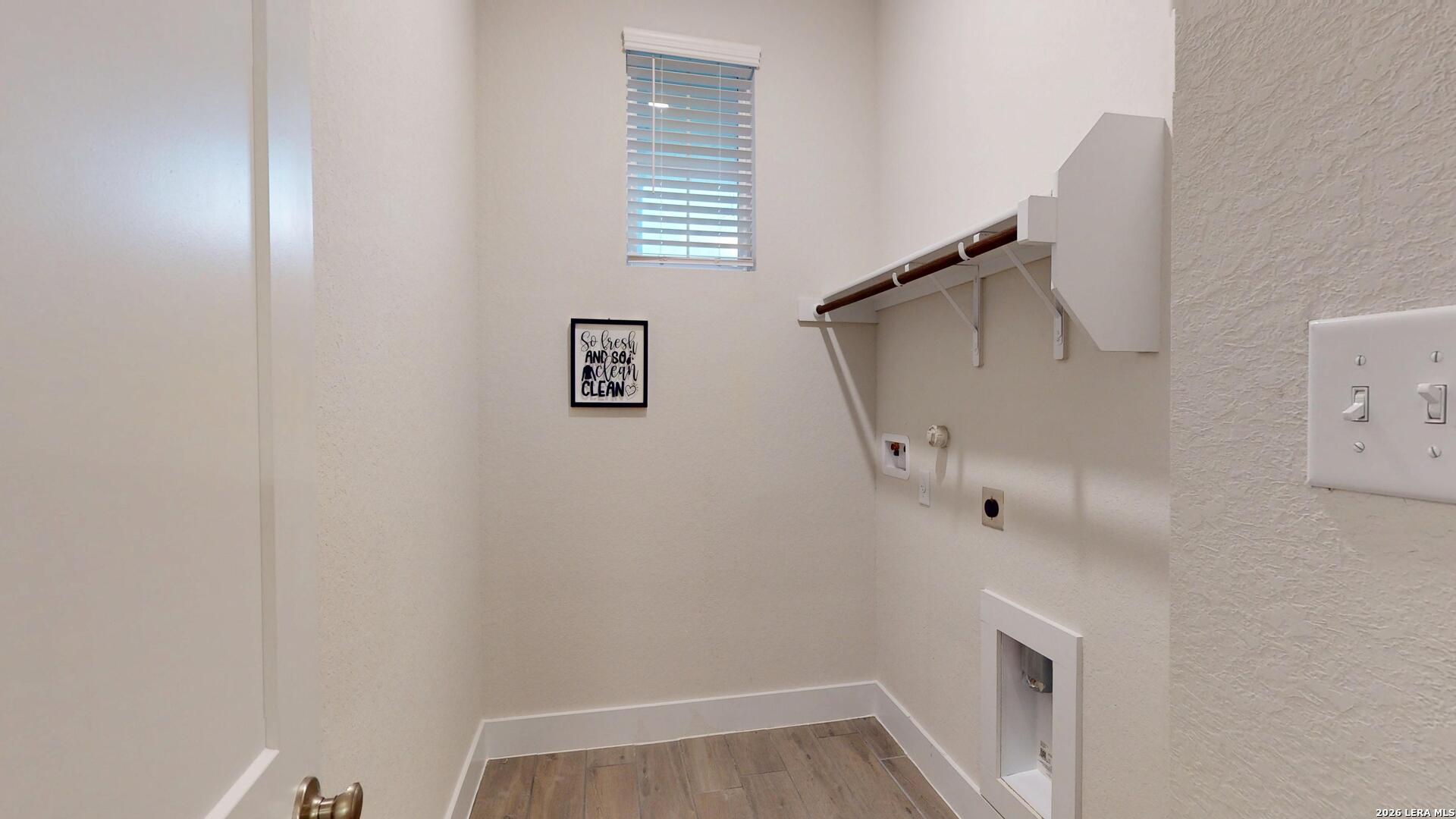 918 Rench New Braunfels, TX 78130 - Photo 6 of 41 a view of walk in closet