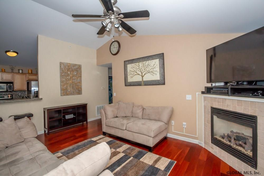 507 Cedar Rensselaer, NY 12144 - Photo 4 of 20 Photo 4