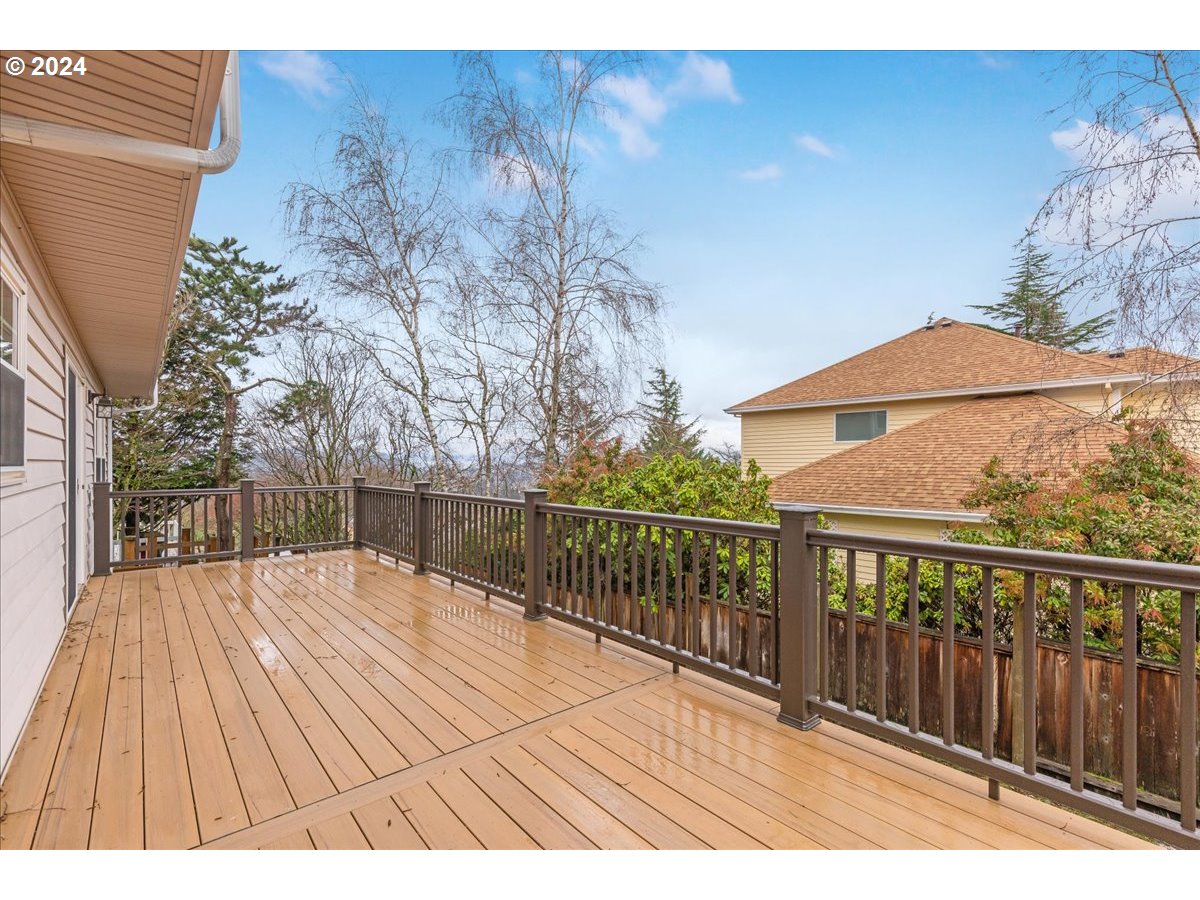 1812 Southwest Nancy Drive Gresham, OR 97080 - Photo 35 of 39 a view of balcony with wooden floor