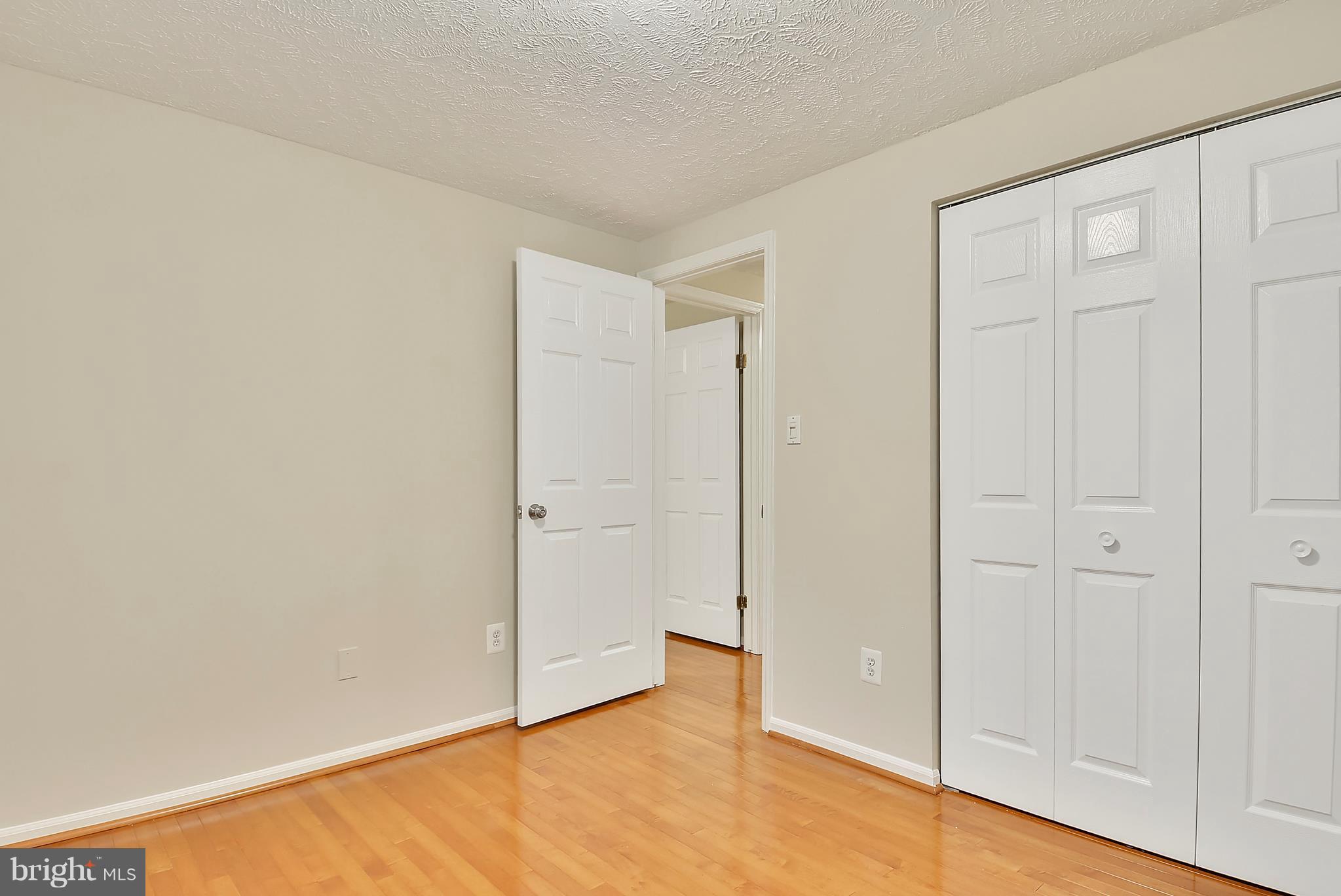1539 Autumn Ridge Circle Reston, VA 20194 - Photo 18 of 24 3rd Bedroom